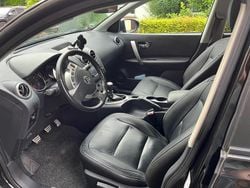 Schwarz Gebraucht 2010 Nissan Qashqai Tekna SUV | 7.900 € (Fairer Preis)