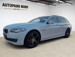 Weiß Gebraucht 2013 BMW 525 Sport Line Kombi | 11.799 € (Fairer Preis)