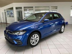 Reef blue metallic Gebraucht 2022 VW Polo Sound Limousine | 20.570 € (Etwas zu teuer)