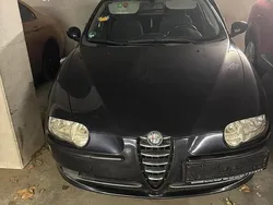 Schwarz Gebraucht 2003 Alfa Romeo 147 Kleinwagen | 700 €