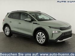 Timiano grün Gebraucht 2025 Skoda Elroq Loft SUV | 37.256 € (Guter Preis)