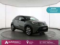 Grün Gebraucht 2024 Toyota Aygo Pulse Kleinwagen | 16.970 € (Etwas zu teuer)