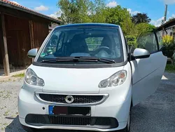 Weiß Gebraucht 2014 Smart ForTwo Coupé Coupé | 5.500 € (Guter Preis)