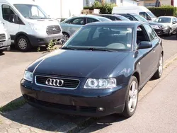 Blau Gebraucht 2001 Audi A3 Sport Limousine | 899 € (Superpreis)