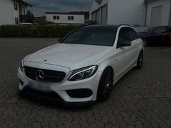 Weiß Gebraucht 2017 Mercedes C43 AMG AMG Kombi | 38.890 €