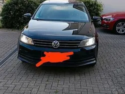 Schwarz Gebraucht 2015 VW Jetta Limousine | 9.350 € (Fairer Preis)