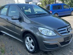 Grau Gebraucht 2008 Mercedes B200 Van / Kleinbus | 2.899 € (Superpreis)