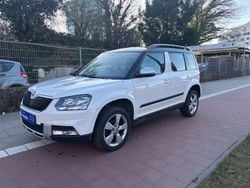 Weiß Gebraucht 2016 Skoda Yeti Ambition SUV | 6.100 € (Guter Preis)