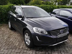 Grau Gebraucht 2013 Volvo XC60 Momentum SUV | 9.950 € (Fairer Preis)