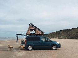 Blau Gebraucht 2009 Citroën Berlingo Van / Kleinbus | 7.500 €