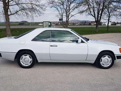Weiß Gebraucht 1989 Mercedes 230 Coupé | 8.700 €