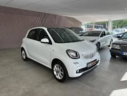 Weiß Gebraucht 2019 Smart ForFour Coupé | 11.950 € (Fairer Preis)