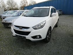 Weiß Gebraucht 2015 Hyundai ix35 Edition SUV | 11.200 € (Fairer Preis)