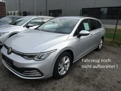 Silber Gebraucht 2022 VW Golf VIII Life Kombi | 17.970 € (Fairer Preis)