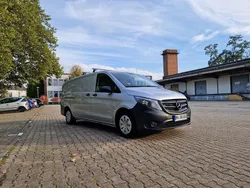 Grau Gebraucht 2016 Mercedes Vito Van / Kleinbus | 14.199 €