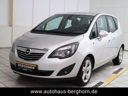 Silber Gebraucht 2010 Opel Meriva Innovation Van / Kleinbus | 6.990 € (Teuer)