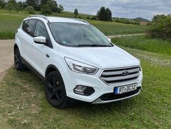 Weiß Gebraucht 2019 Ford Kuga Trend SUV | 11.000 € (Superpreis)