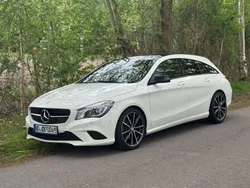 Weiß Gebraucht 2015 Mercedes CLA250 Shooting Brake Kombi | 18.000 € (Fairer Preis)