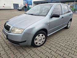 Grau Gebraucht 2003 Skoda Fabia Comfort Limousine | 2.100 € (Teuer)