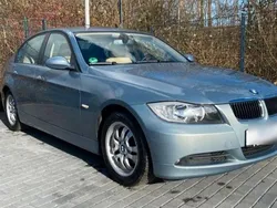 Grau Gebraucht 2005 BMW 320 Limousine | 4.900 € (Fairer Preis)