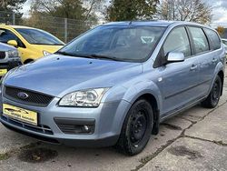Blau Gebraucht 2007 Ford Focus Kombi | 3.190 € (Fairer Preis)