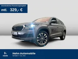Graphitegrau metallic Gebraucht 2022 Skoda Kodiaq Tour SUV | 30.990 € (Fairer Preis)