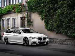 Weiß Gebraucht 2016 BMW 320 M Performance Kombi | 19.000 € (Teuer)