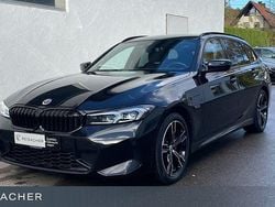Schwarz Gebraucht 2023 BMW 330 M Sport Limousine | 39.849 €