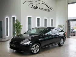 Schwarz Gebraucht 2021 VW Golf VIII Life Kombi | 19.450 € (Fairer Preis)