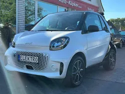Weiß Gebraucht 2022 Smart ForTwo Electric Drive Cabrio | 12.900 € (Fairer Preis)