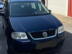 Blau Gebraucht 2006 VW Touran Van / Kleinbus | 2.100 € (Guter Preis)