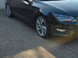 Schwarz Gebraucht 2016 Seat Leon ST FR Kombi | 13.500 € (Etwas zu teuer)
