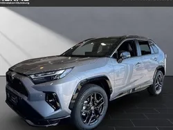 Silver metallic (1d6)/ attitud Neu 2025 Toyota RAV4 Hybrid Sport SUV | 57.890 € (Fairer Preis)