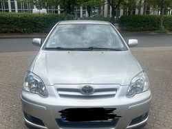 Gold Gebraucht 2005 Toyota Corolla Kleinwagen | 3.500 € (Fairer Preis)