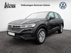 Deep black Gebraucht 2021 VW Touareg Basis SUV | 39.810 €