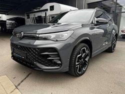 Dolphin gray metallic (metallic) Gebraucht 2024 VW Tiguan R-line SUV | 43.480 € (Guter Preis)