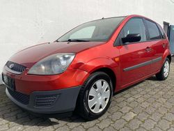 Rot Gebraucht 2006 Ford Fiesta S Kleinwagen | 2.499 € (Etwas zu teuer)