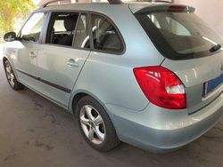 Arctic green Gebraucht 2010 Skoda Fabia Style Kleinwagen | 6.998 € (Fairer Preis)