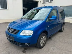 Blau Gebraucht 2009 VW Caddy Life Van / Kleinbus | 3.490 € (Fairer Preis)