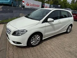 Calcitweiss/zirrusweiss Gebraucht 2014 Mercedes B200 Van / Kleinbus | 13.950 € (Fairer Preis)