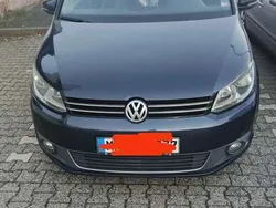 Blau Gebraucht 2012 VW Touran Match Van / Kleinbus | 8.450 € (Fairer Preis)