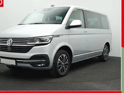 Silber Gebraucht 2024 VW Multivan Comfortline Van / Kleinbus | 61.950 € (Teuer)