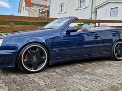 Blau Gebraucht 2001 Mercedes CLK230 Cabrio | 6.500 € (Etwas zu teuer)