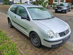 Silber Gebraucht 2003 VW Polo Kleinwagen | 1.200 € (Guter Preis)
