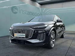 Schwarz Gebraucht 2024 Audi Q6 e-tron SUV | 71.449 € (Fairer Preis)