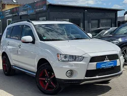 Weiß Gebraucht 2012 Mitsubishi Outlander Invite SUV | 5.799 € (Superpreis)