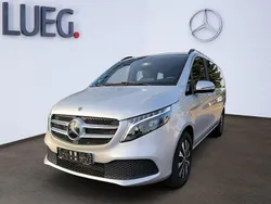 Silber Gebraucht 2024 Mercedes V250 Van / Kleinbus | 71.850 €