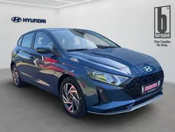 Blau metallic Neu 2025 Hyundai i20 Trend Limousine | 20.990 € (Fairer Preis)