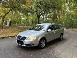 Silber Gebraucht 2007 VW Passat Kombi | 2.200 € (Guter Preis)