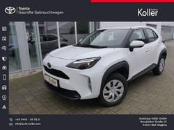 Schneeweiß 040 Gebraucht 2023 Toyota Yaris Cross SUV | 21.900 € (Guter Preis)